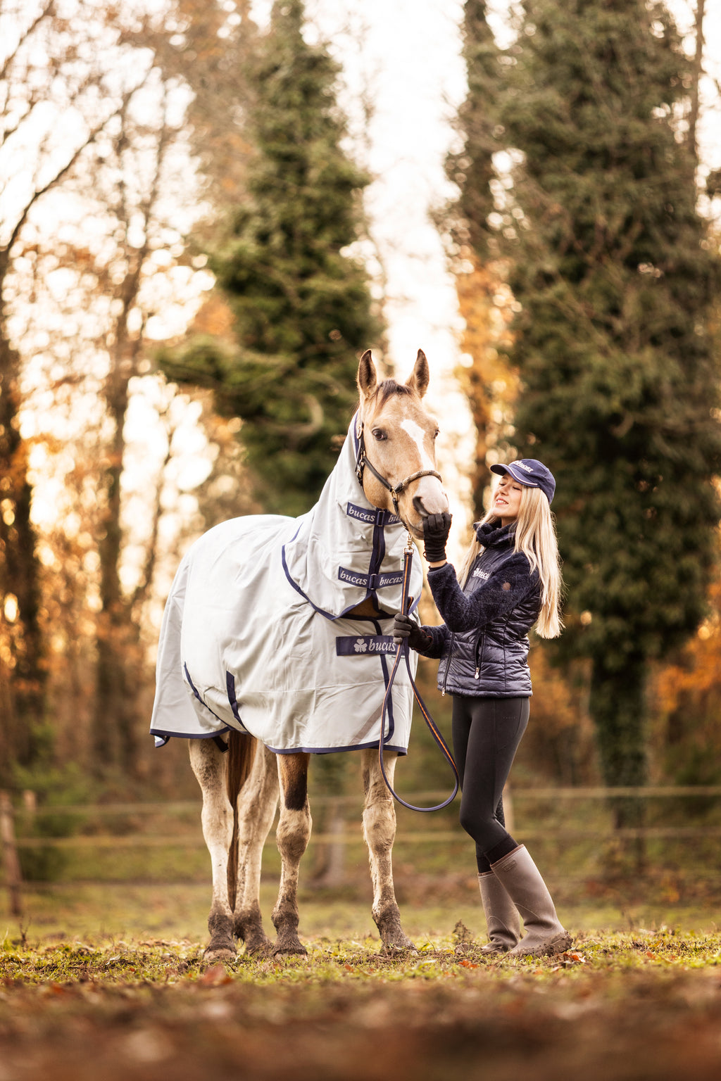 Bucas Rug Power Lite No Fill Turnout with Neck (Combo)